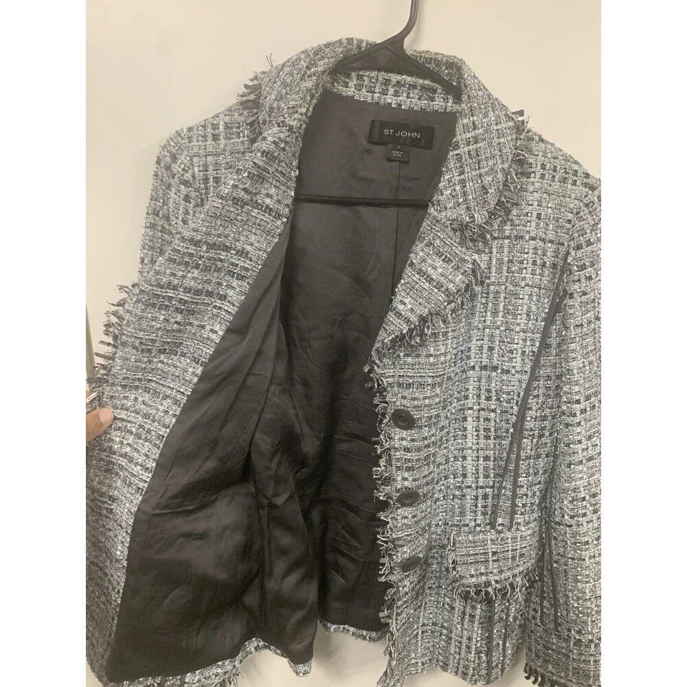 St. John blazer excellent